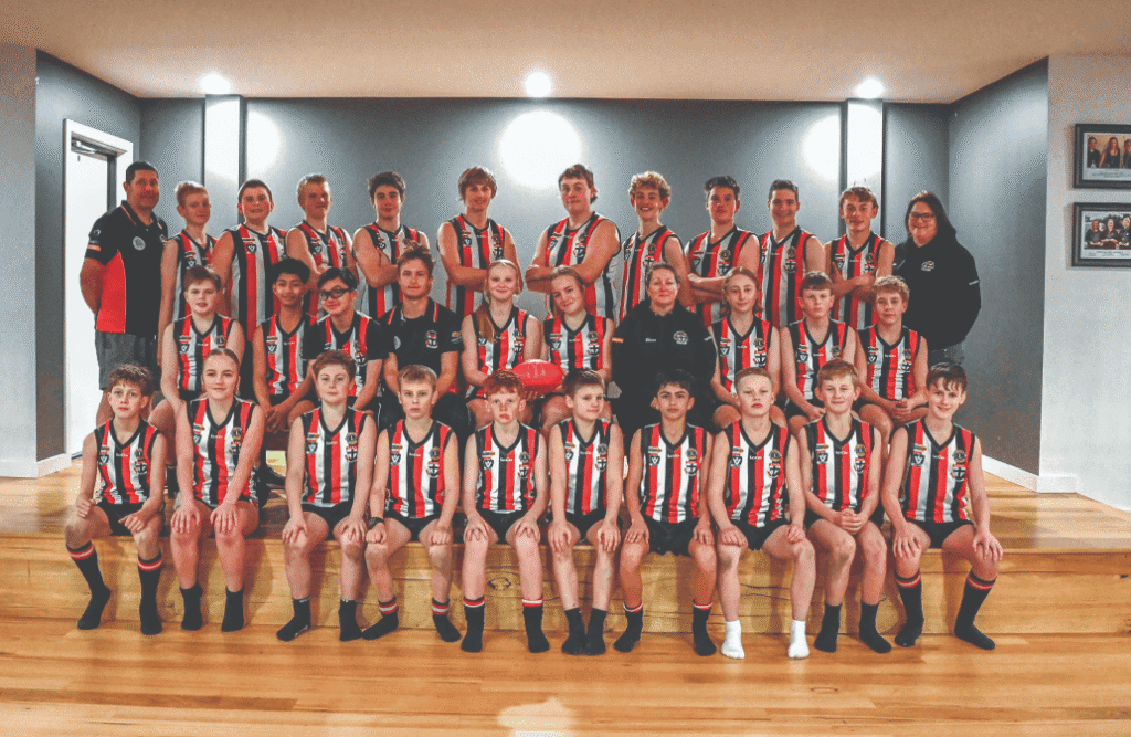 Alexandra under 14 footballers and under 13 netballers through to the grand final