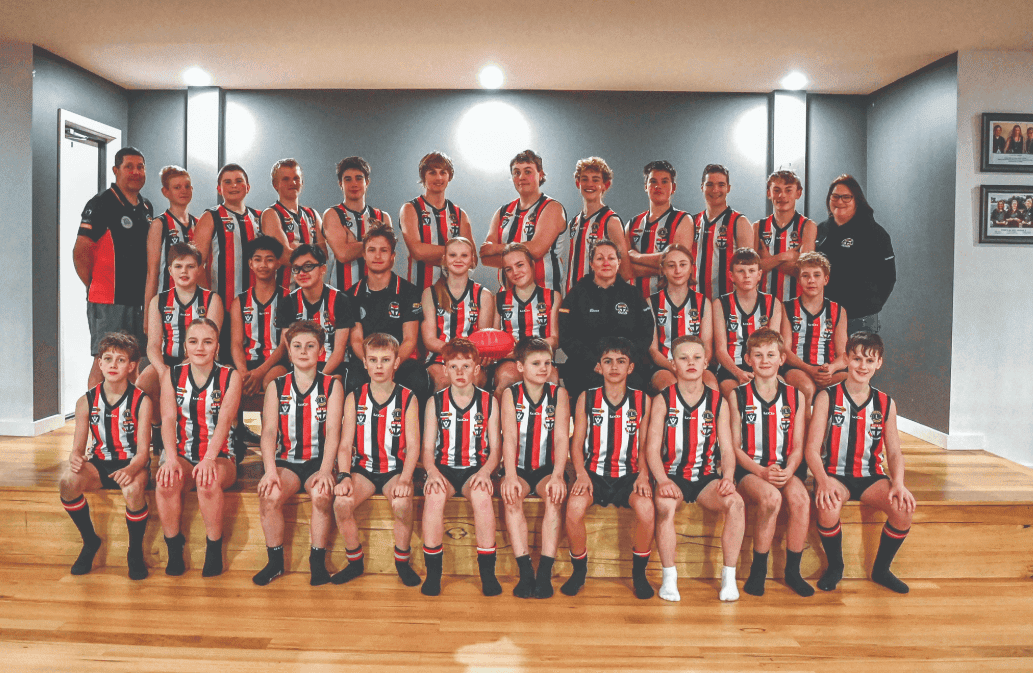 Alexandra under 14 footballers and under 13 netballers through to the grand final