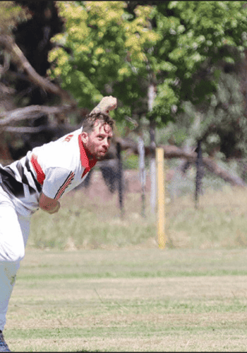 Well bowled Rob A, in the B Grade match. -photos by Peter Geldart Well bowled Rob A, in the B Grade match. -photos by Peter Geldart