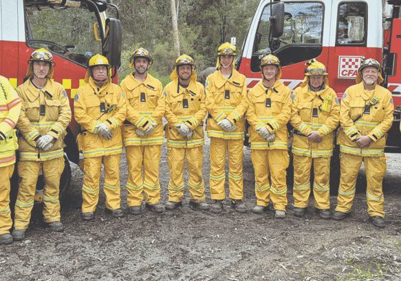 Triangle recruits graduate as bushfire firefighters Triangle recruits graduate as bushfire firefighters