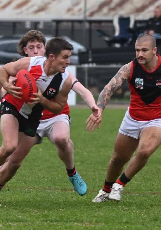 THE Rebels Senior and Reserves sides extended their winning streaks