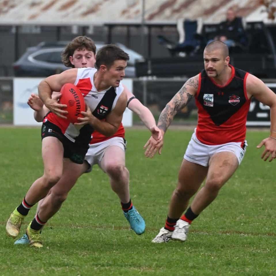 THE Rebels Senior and Reserves sides extended their winning streaks
