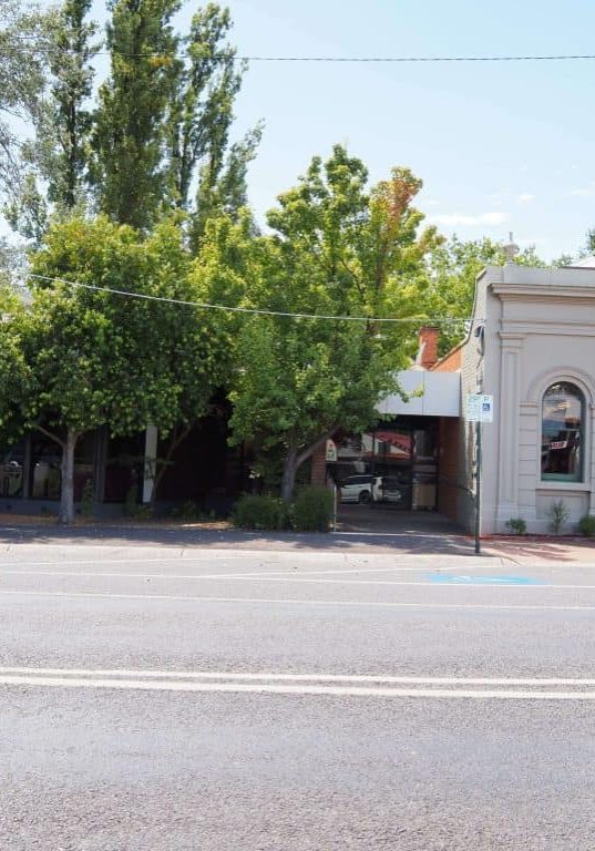 The remarkable story behind the newer section of the Alexandra Library