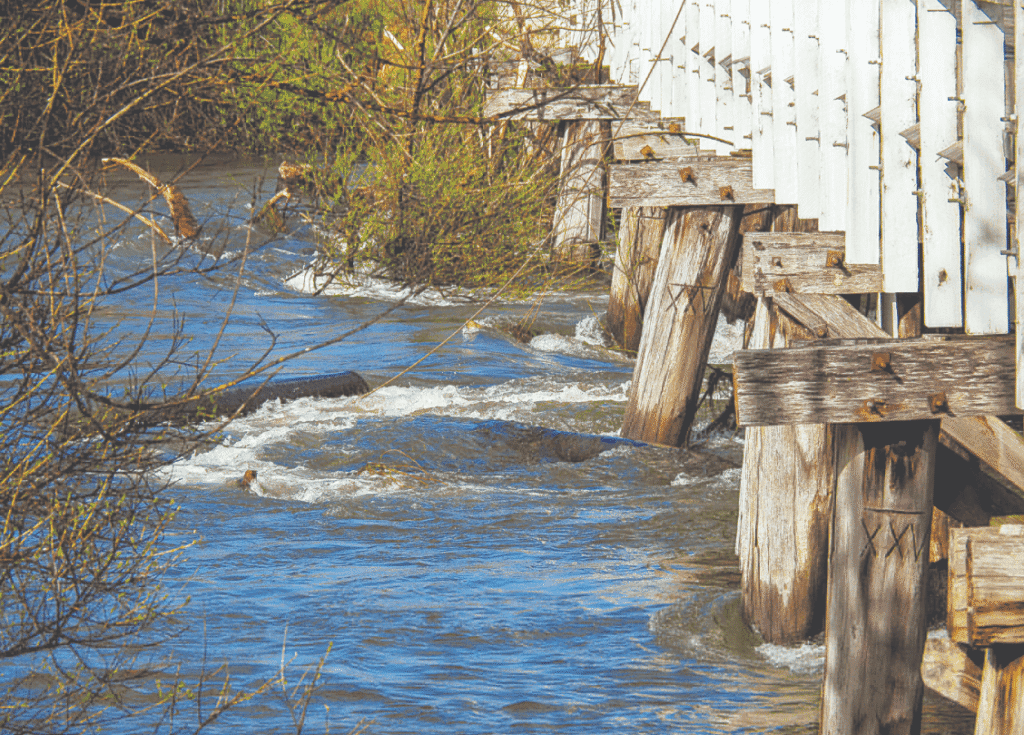 Resident believes Breakaway Bridge should stay broken