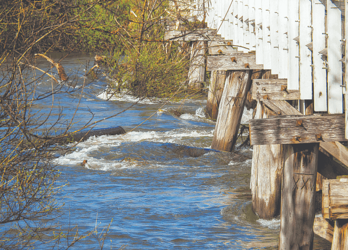 Resident believes Breakaway Bridge should stay broken