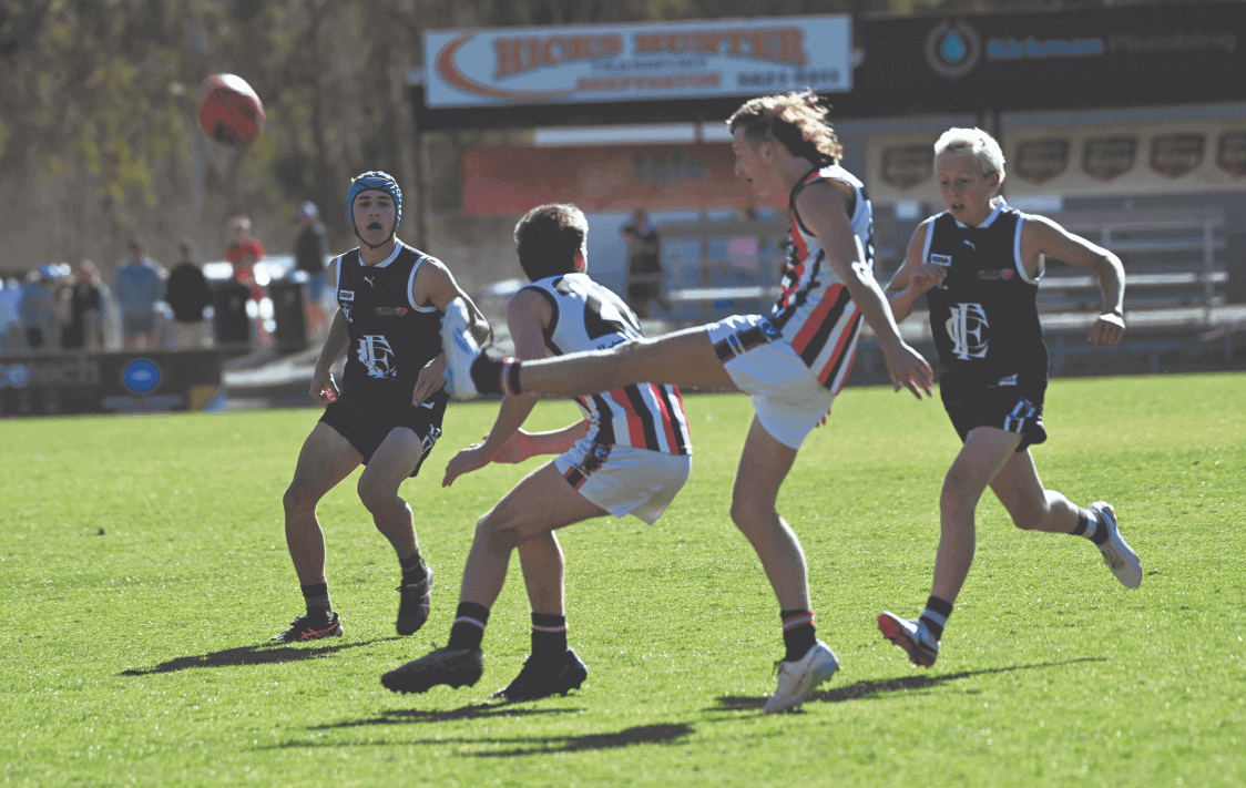 Supportive crowds for AFNC teams