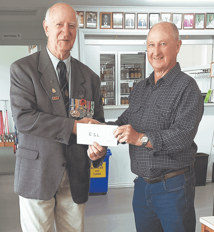 Yea Bowls Club donates to RSL